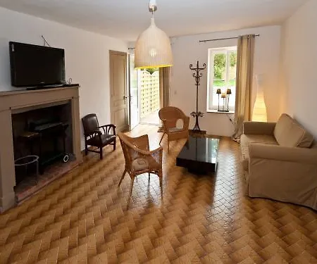 Le Logis De Saint Michel Jullouville